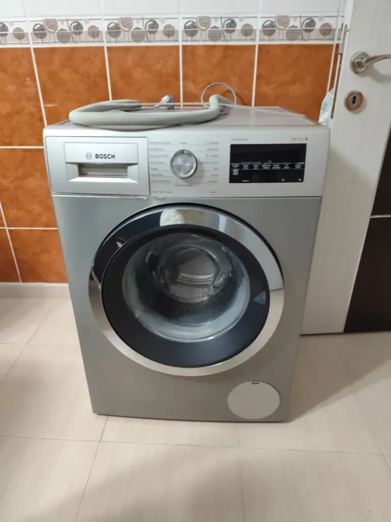 Çamaşır makinesinde su bağlantısı ve tahliye kontrolü
